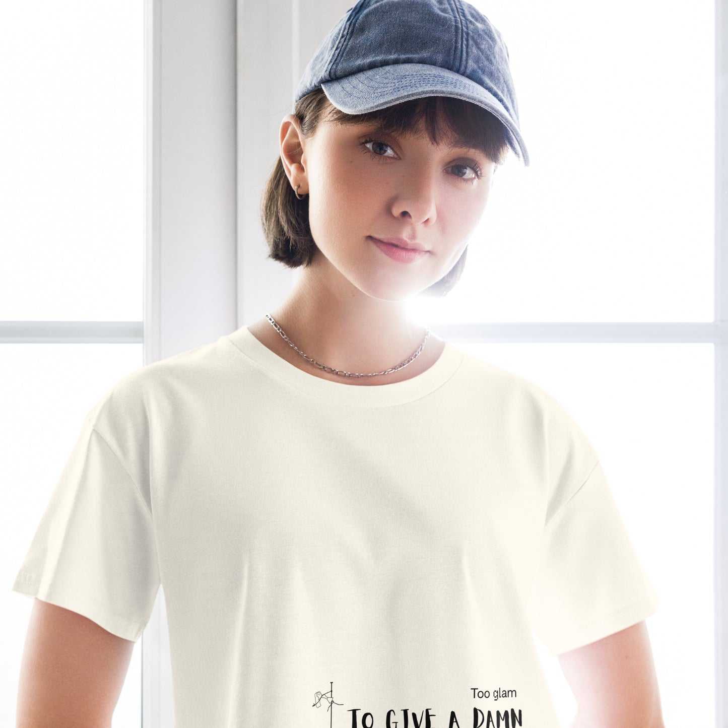 Trendy women’s crop top with a striking pole dance graphic, designed for comfort and style during workouts or casual outings.