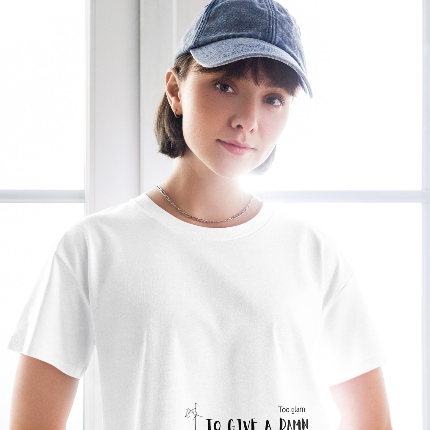 Trendy women’s crop top with a striking pole dance graphic, designed for comfort and style during workouts or casual outings.