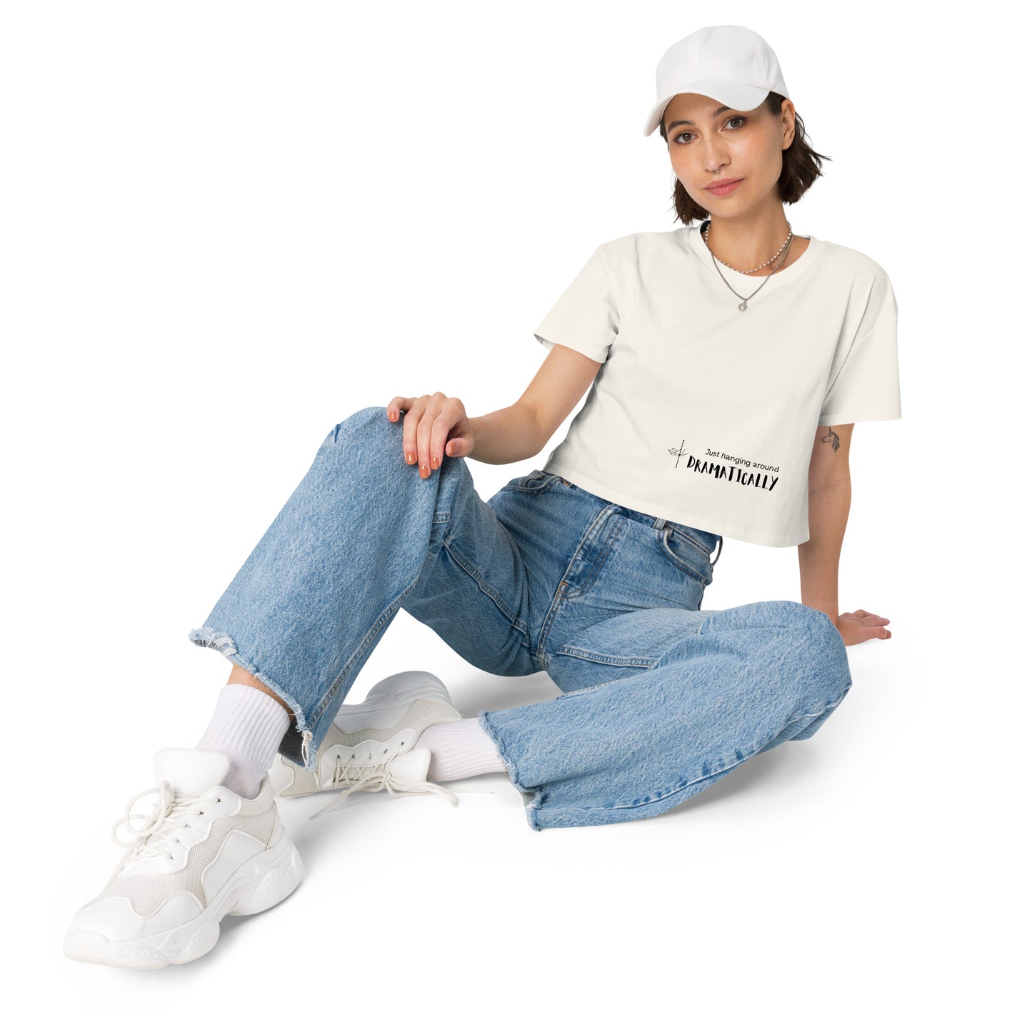 Fitted women’s crop top featuring a pole dance graphic, combining style and flexibility for pole dance practice or casual wear.