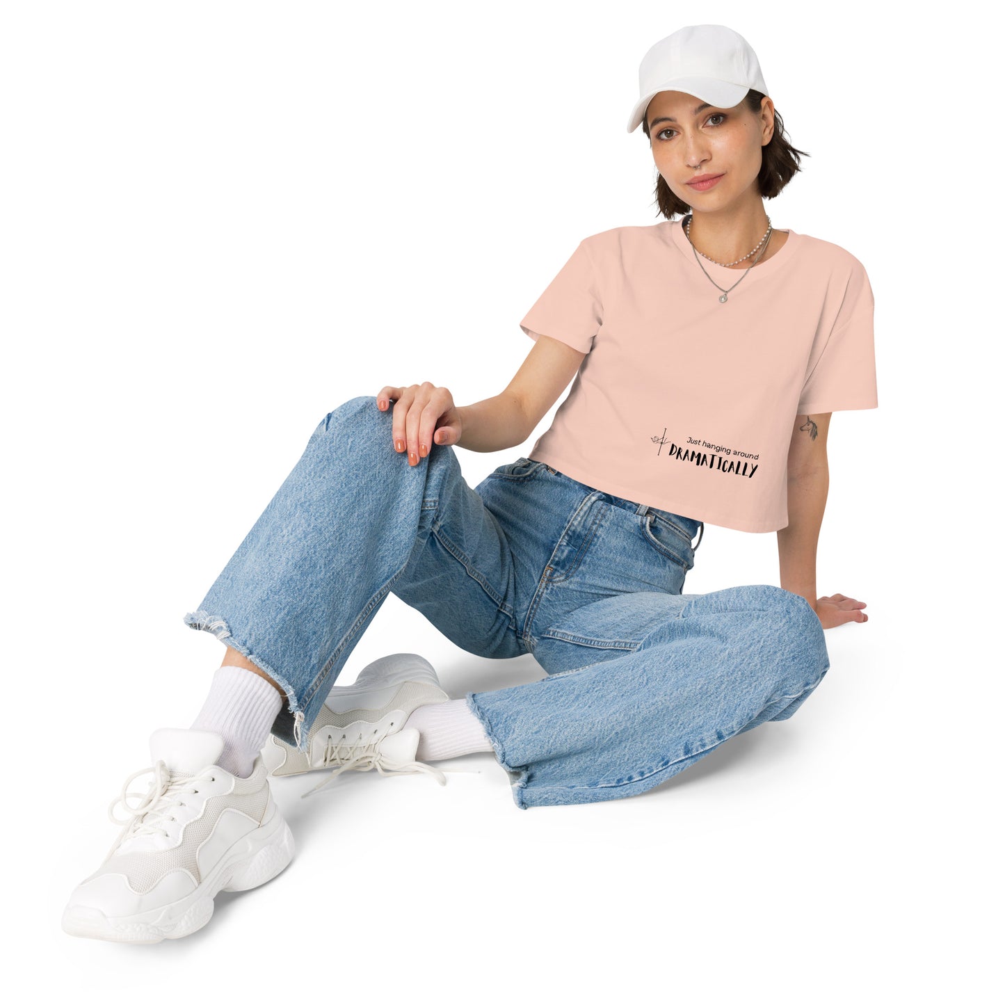 Fitted women’s crop top featuring a pole dance graphic, combining style and flexibility for pole dance practice or casual wear.